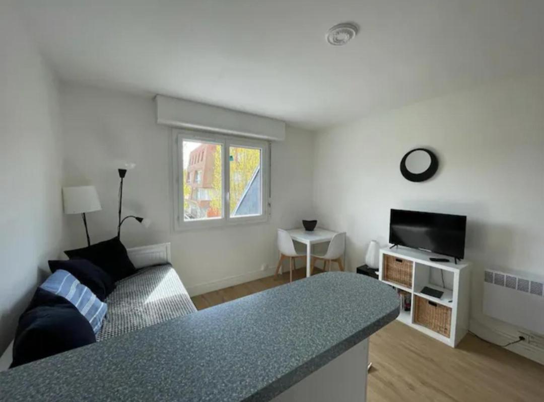 Appartement Studio sur la côte fleurie à houlgate. Extérieur photo